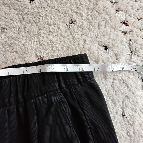 Eileen Fisher B - Picture 5 of 6